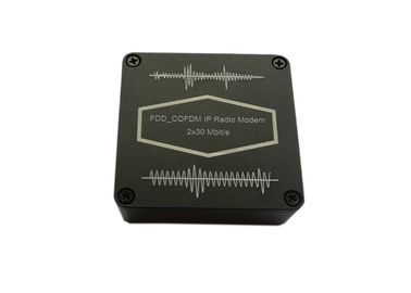 Latensi Rendah Push To Talk 9W 2500MHZ COFDM Transceiver RS232